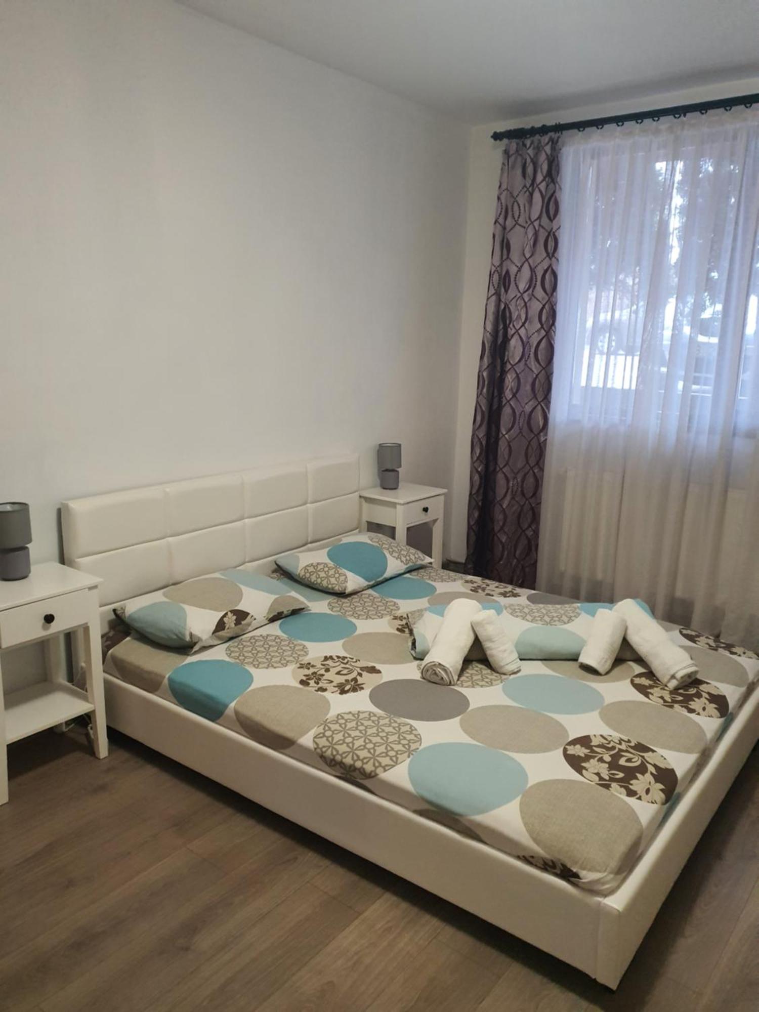 Mara Apartment *